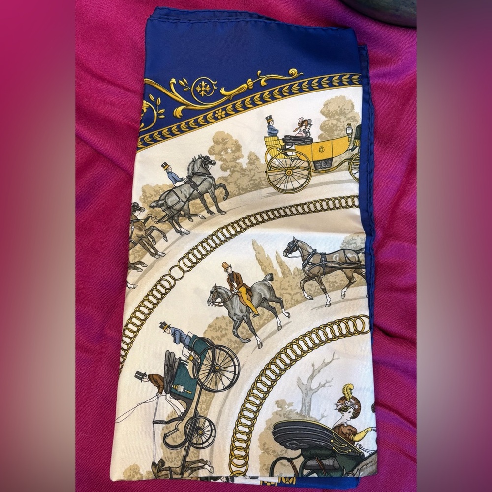 Hermes Vintage Rare Authentic La Promenade De Longchamps 100% Silk Scarf - Picture 7 of 9